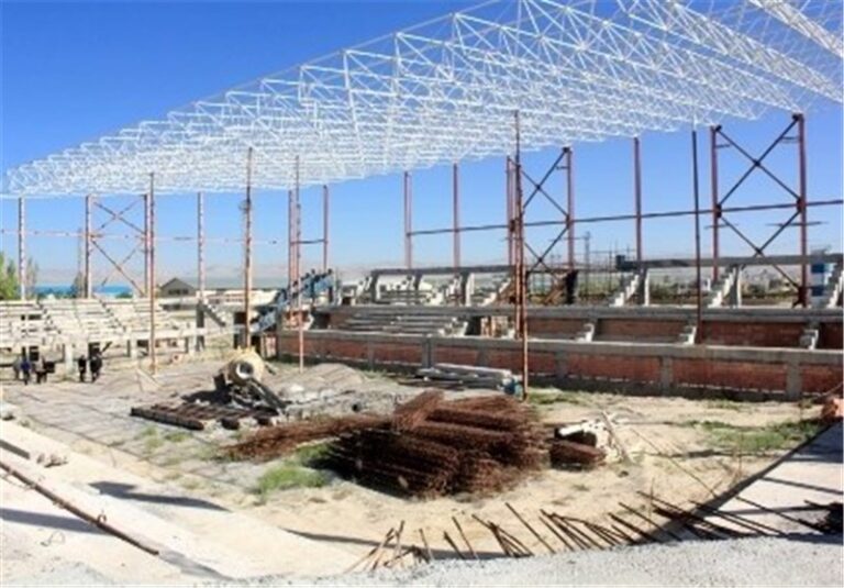 آغاز مرحله بتن‌ریزی و کف‌سازی سالن ورزشی چندمنظوره الغدیر